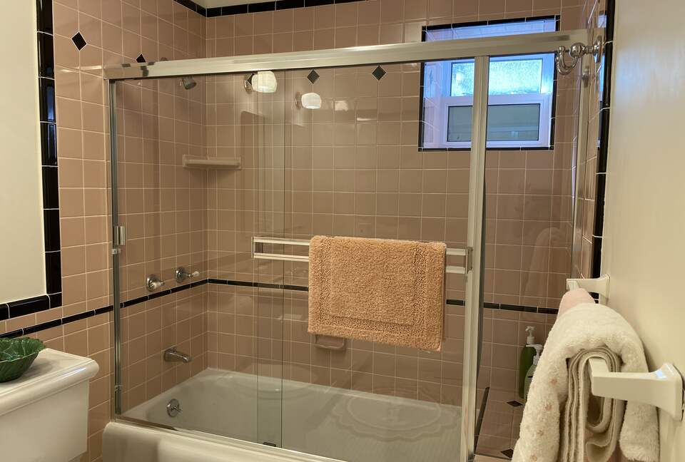 Mill Valley Bungalow - Mill Valley, California