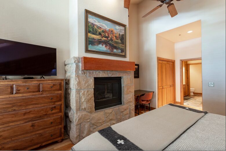 Sterling Lodge 111 at Silver Lake - Park City, Utah