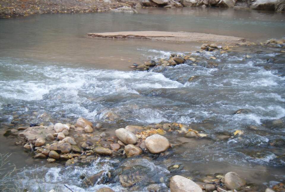 Home Exchange in Orderville, UT, stunning lakes and ponds nearby