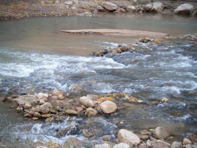 Home Exchange in Orderville, UT, stunning lakes and ponds nearby