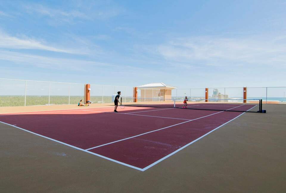 Spacious beach condo with Gorgeous Views - Orange Beach, Alabama