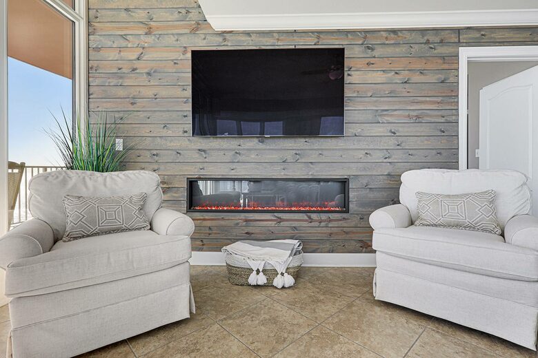 Spacious beach condo with Gorgeous Views - Orange Beach, Alabama