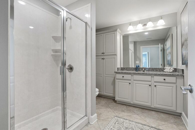 Spacious beach condo with Gorgeous Views - Orange Beach, Alabama