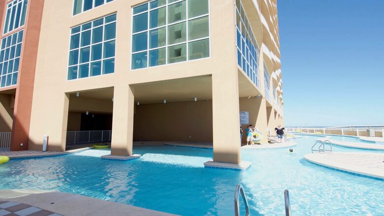 Spacious beach condo with Gorgeous Views - Orange Beach, Alabama