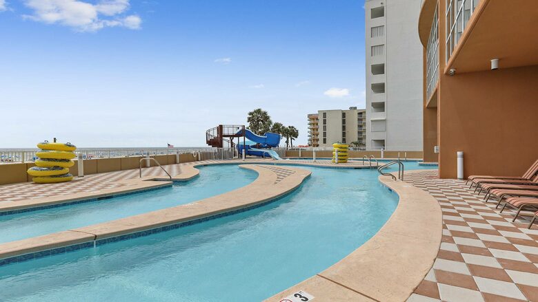 Spacious beach condo with Gorgeous Views - Orange Beach, Alabama