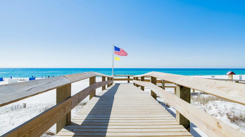 Spacious beach condo with Gorgeous Views - Orange Beach, Alabama