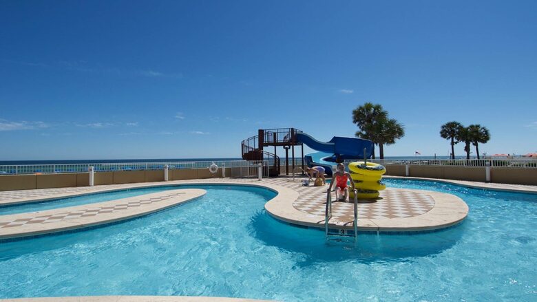 Spacious beach condo with Gorgeous Views - Orange Beach, Alabama