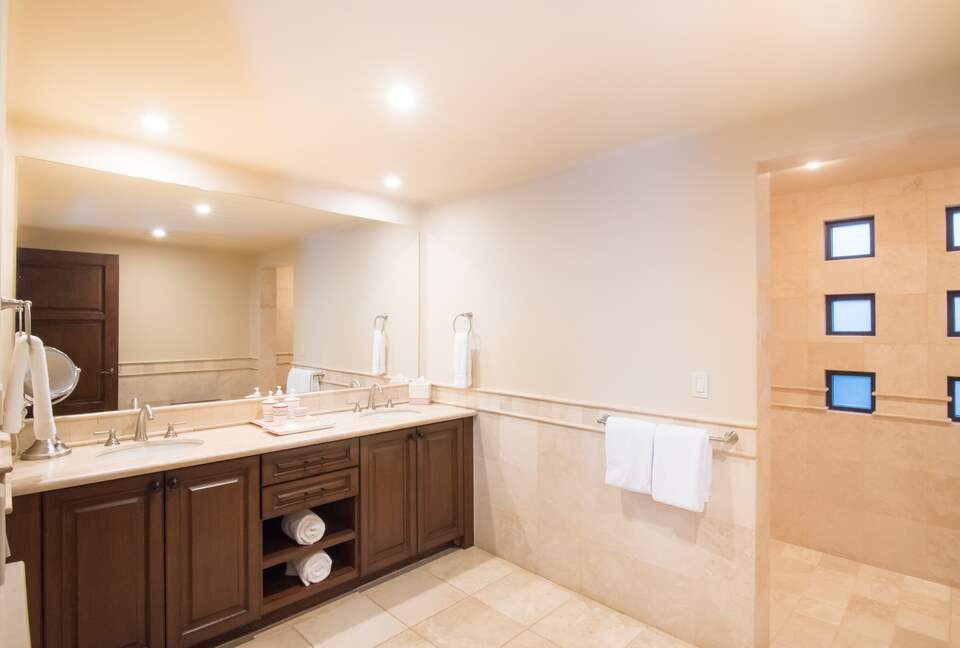 Diamante Resort Club, Four Bedroom Bungalow - Cabo San Lucas, Mexico