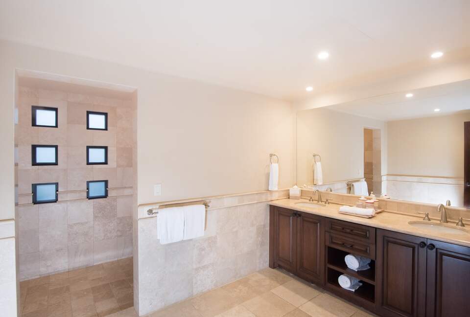 Diamante Resort Club, Four Bedroom Bungalow - Cabo San Lucas, Mexico