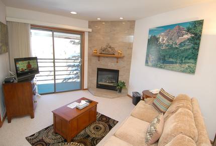 Aspen: 2 Bedroom Condominium/Townhome - Aspen, Colorado