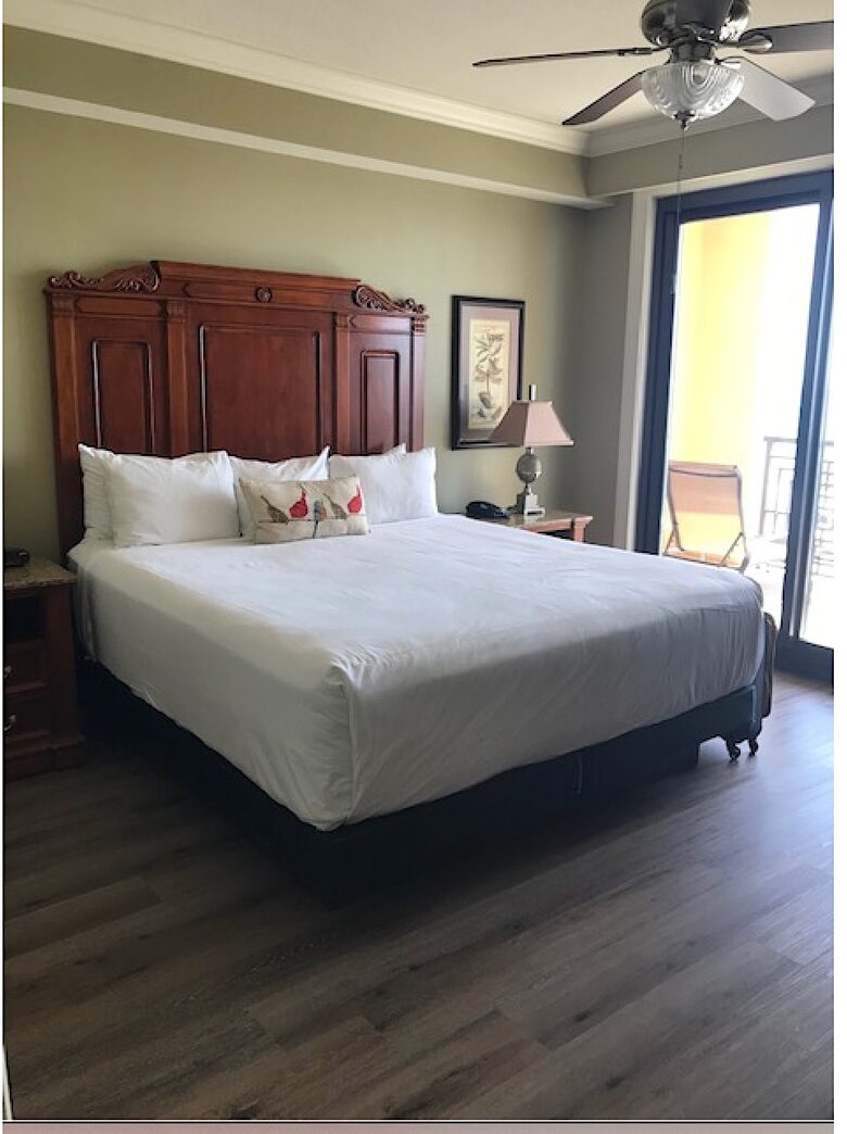 Views beyond belief! Emerald Grande unit 905, Destin, Florida. - Destin, Florida