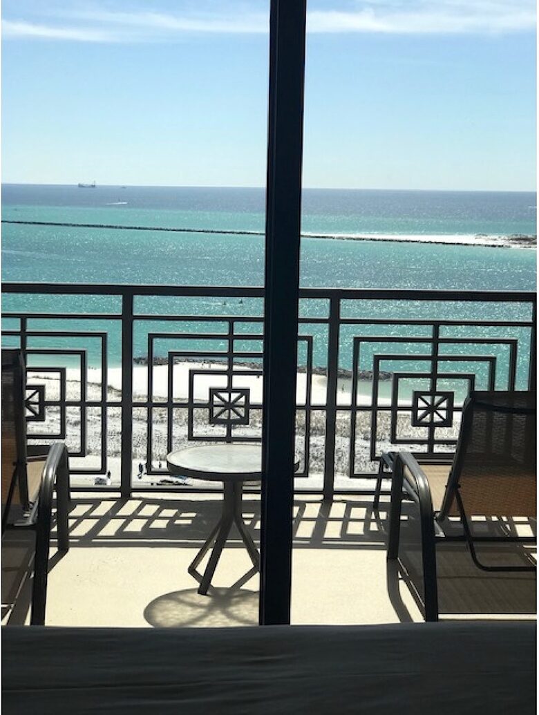 Views beyond belief! Emerald Grande unit 905, Destin, Florida. - Destin, Florida