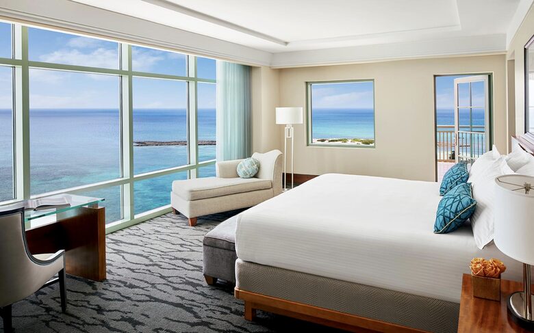 Topaz 1 BR Suite at The Reef Atlantis - Paradise Island, Bahamas