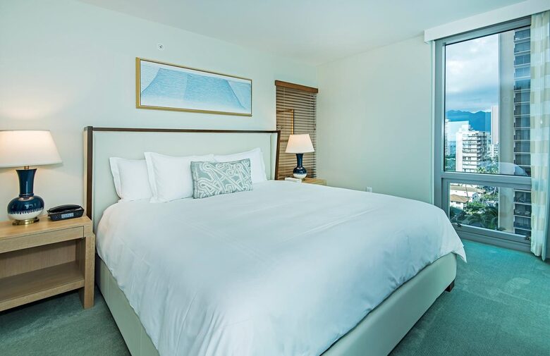 Ritz Carlton Waikiki - Honolulu, Hawaii