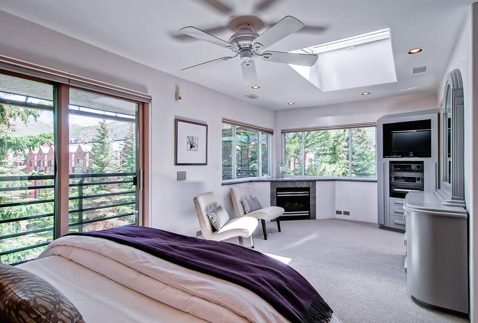 Aspen: 3 Bedroom Condominium/Townhome - Aspen, Colorado