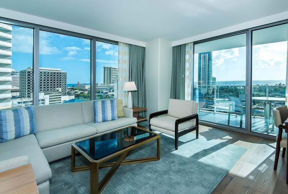 Ritz Carlton Waikiki - Honolulu, Hawaii