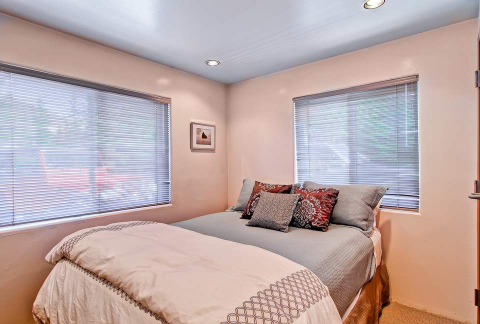 Aspen: 3 Bedroom Condominium/Townhome - Aspen, Colorado