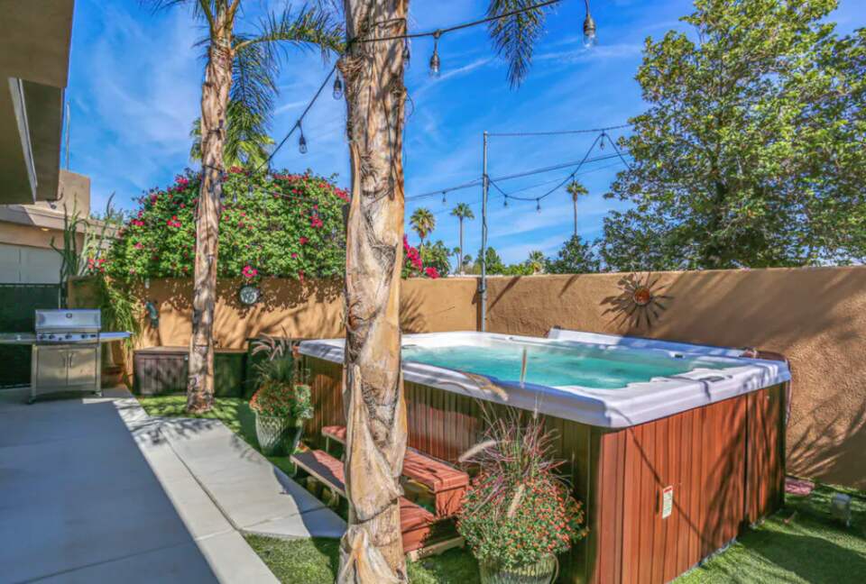 Modern Desert Townhome - Palm Springs, California