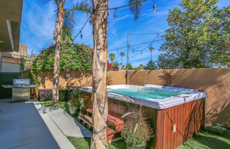 Modern Desert Townhome - Palm Springs, California