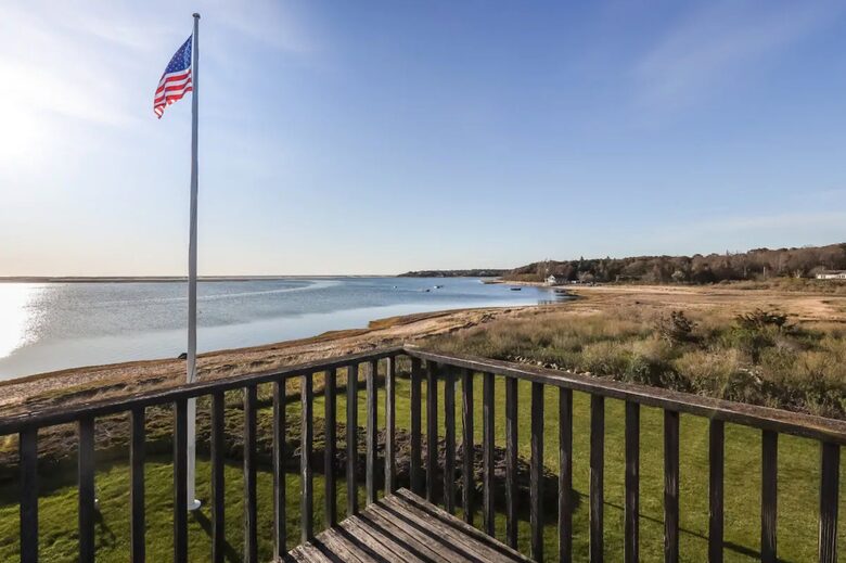 Orleans Beachfront Oasis - Orleans, Massachusetts