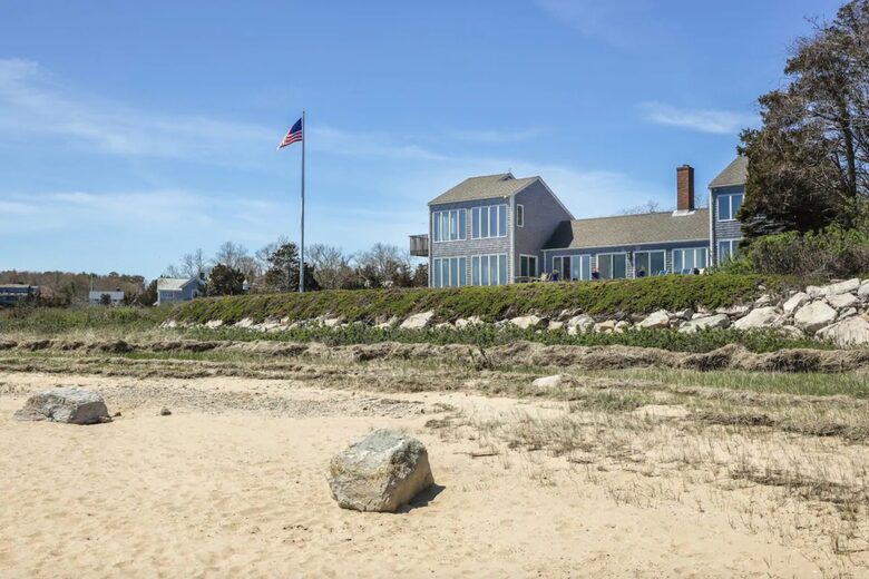 Orleans Beachfront Oasis - Orleans, Massachusetts