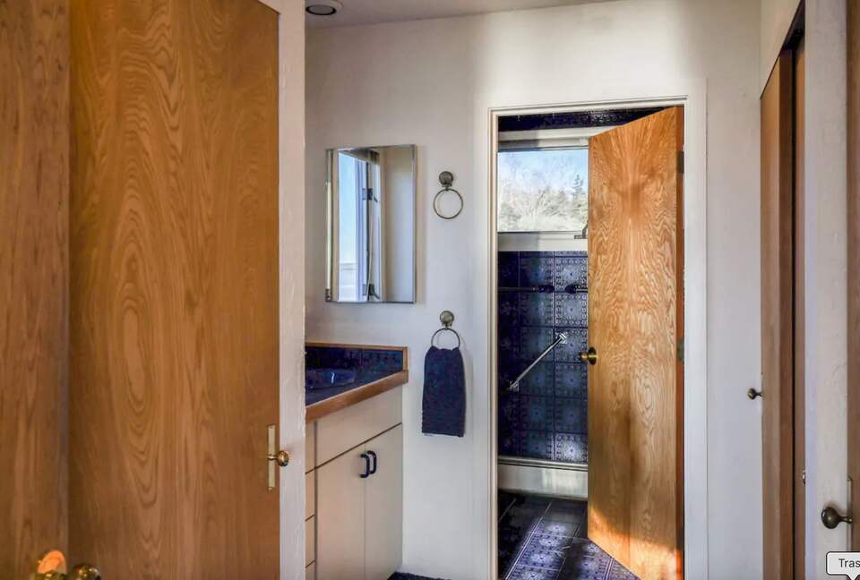 Orleans Beachfront Oasis - Orleans, Massachusetts