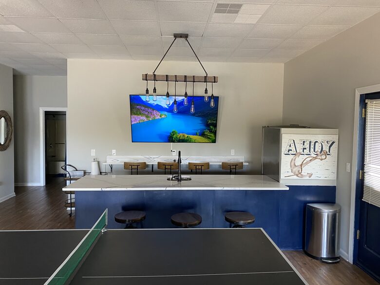 Sunset Summit on Lake Lanier - Lula, Georgia