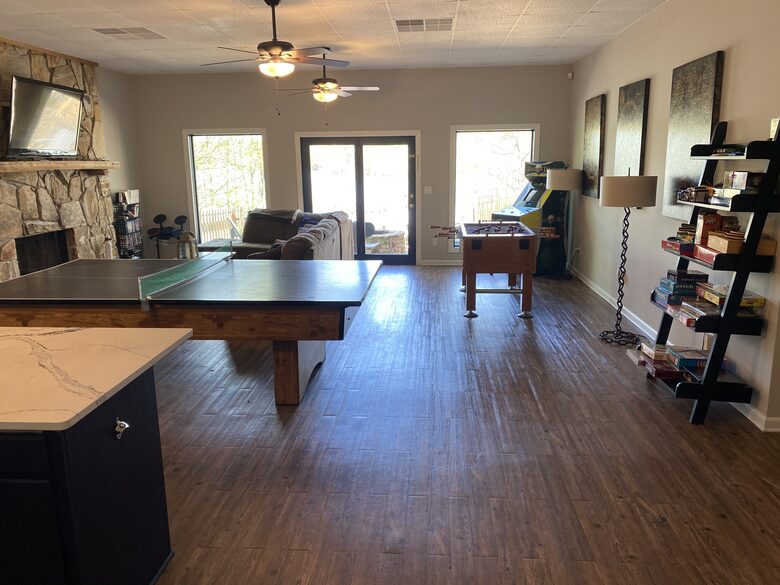 Sunset Summit on Lake Lanier - Lula, Georgia