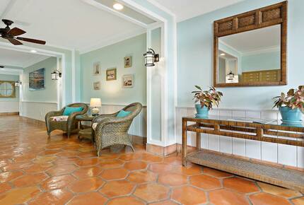 Jupiter Island Beach Escape - Jupiter Island, Florida