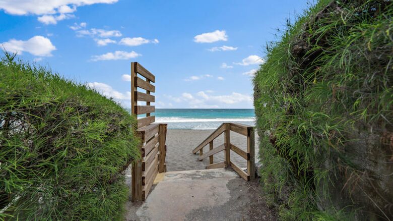 Jupiter Island Beach Escape - Jupiter Island, Florida