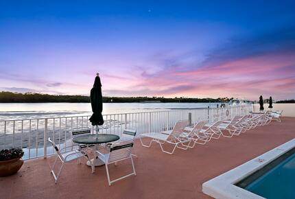 Jupiter Island Beach Escape - Jupiter Island, Florida