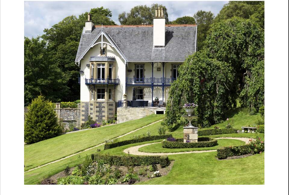 Scotland at its Finest - Torsonce Estate - Stow, United Kingdom