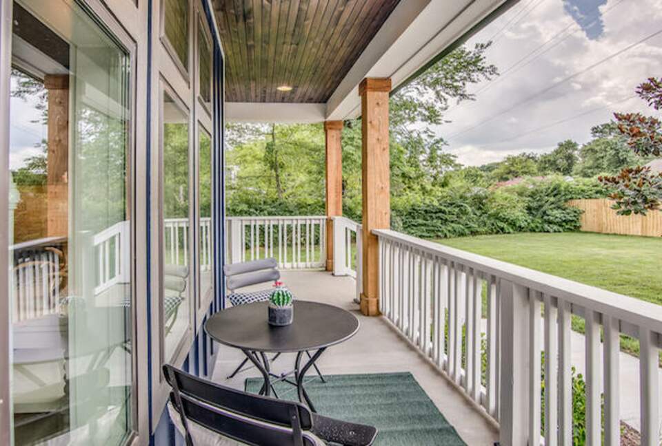 The Southern Magnolia - Nashville, Tennessee