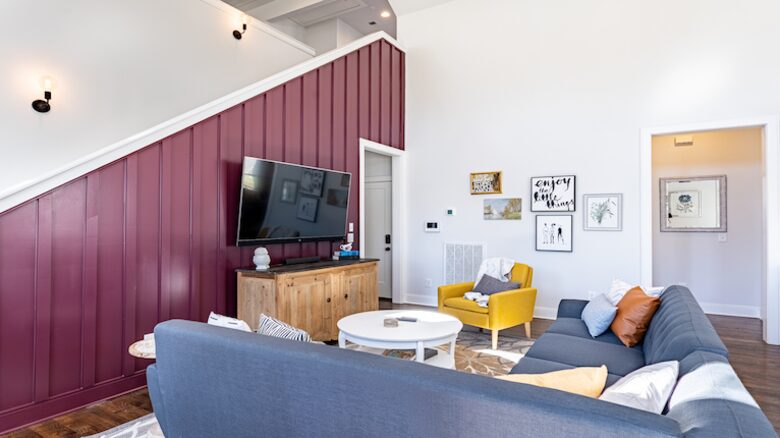 The Southern Magnolia - Nashville, Tennessee