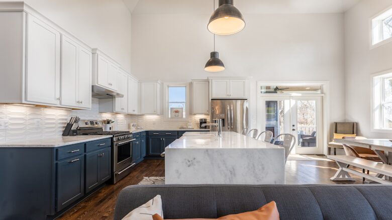 The Southern Magnolia - Nashville, Tennessee