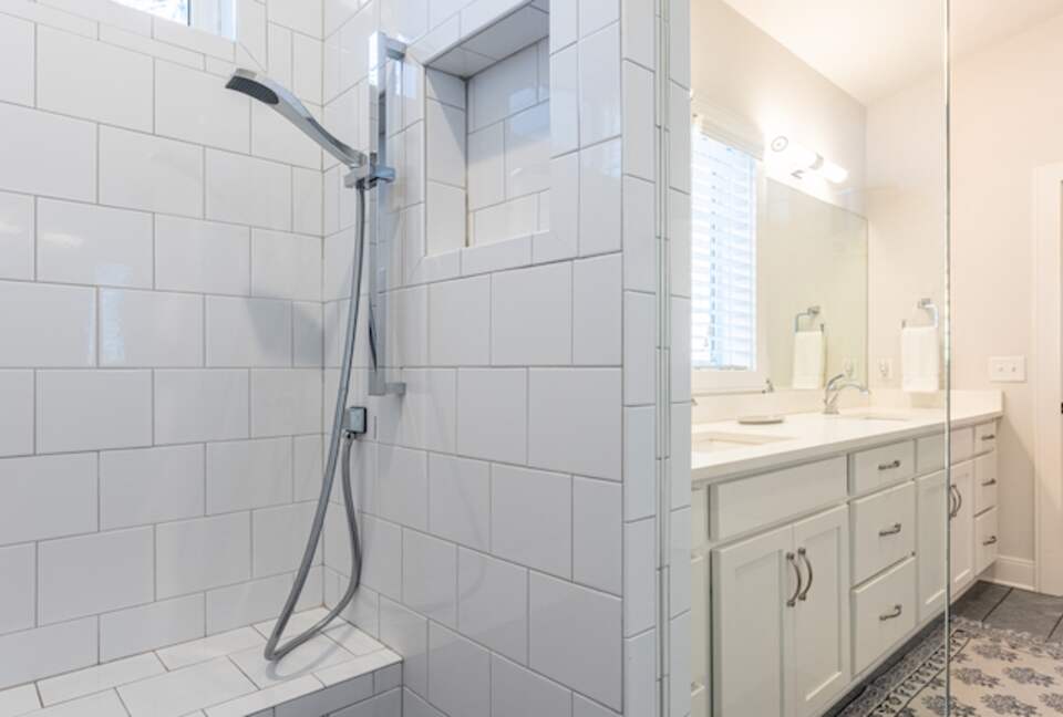 The Southern Magnolia - Nashville, Tennessee