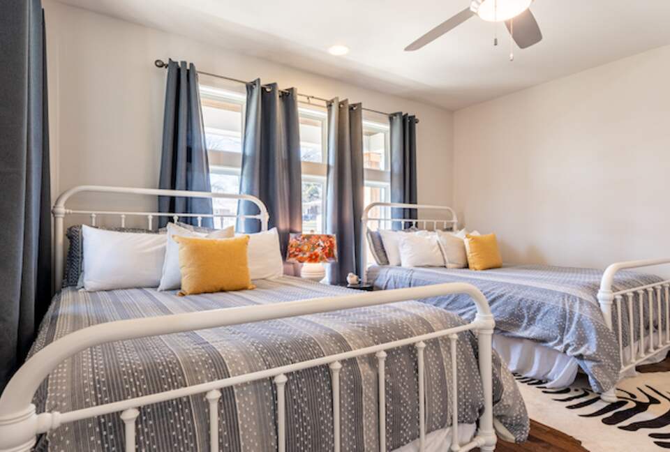 The Southern Magnolia - Nashville, Tennessee