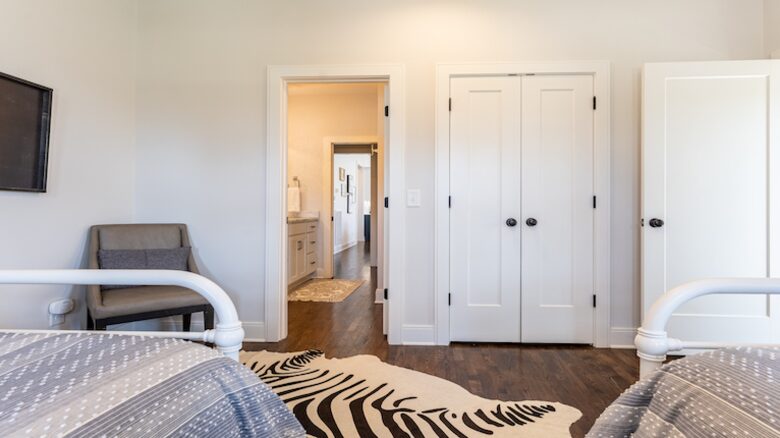 The Southern Magnolia - Nashville, Tennessee