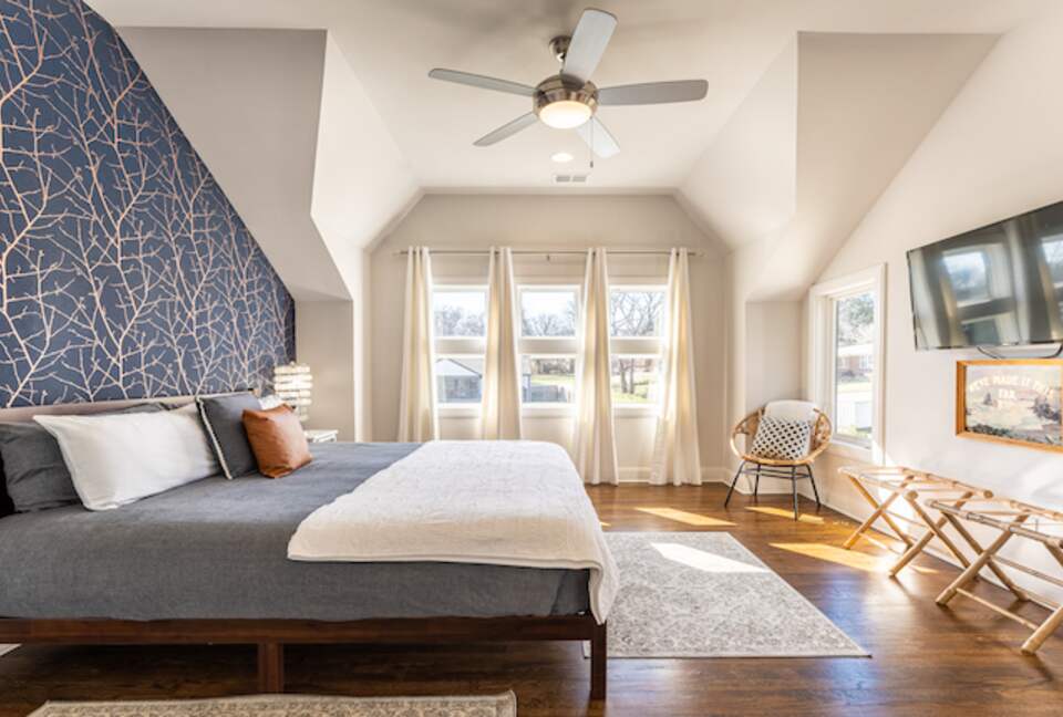 The Southern Magnolia - Nashville, Tennessee