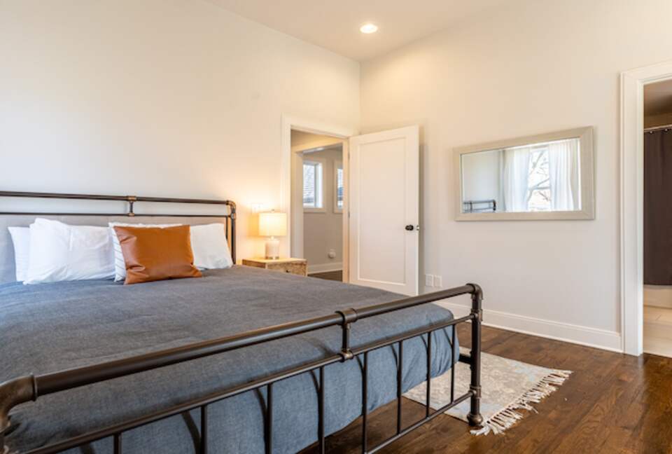 The Southern Magnolia - Nashville, Tennessee