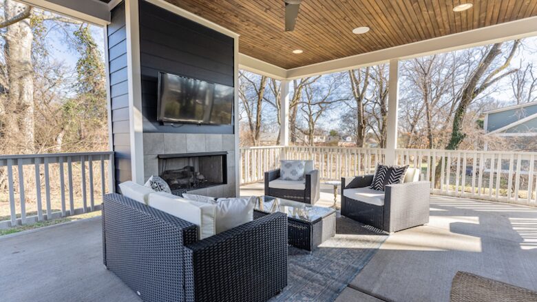 The Southern Magnolia - Nashville, Tennessee