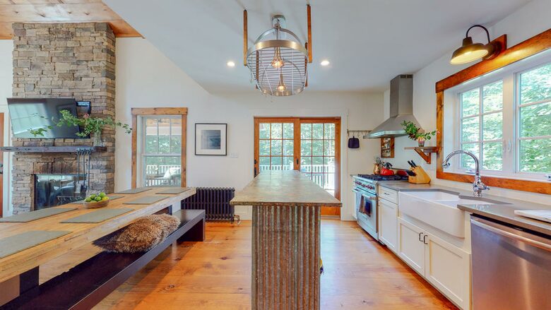 Catskills Luxury Getaway - Bearsville, New York