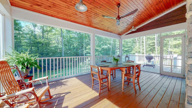 Catskills Luxury Getaway - Bearsville, New York