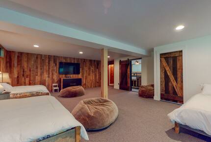 Catskills Luxury Getaway - Bearsville, New York