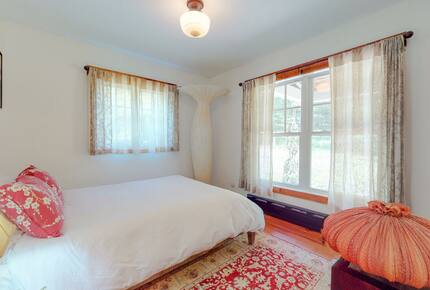 Catskills Luxury Getaway - Bearsville, New York