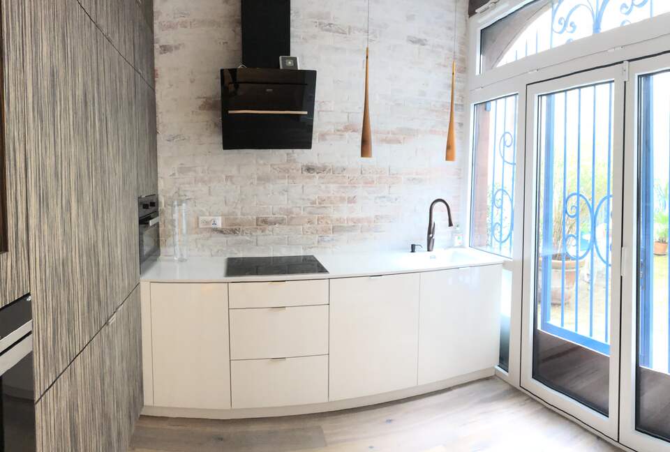 Saint Louis Island Luxe - Paris, France