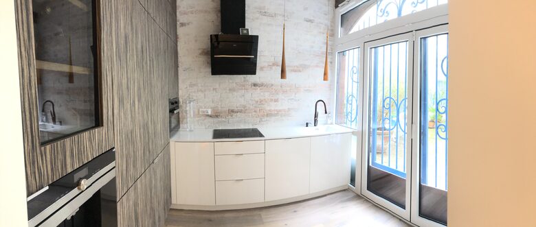 Saint Louis Island Luxe - Paris, France