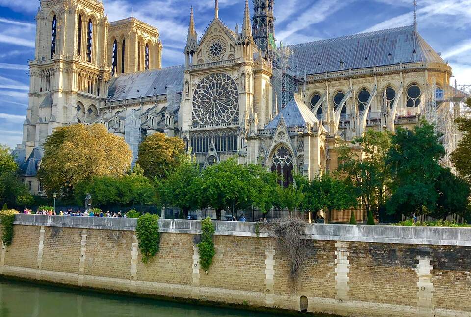 Saint Louis Island Luxe - Paris, France