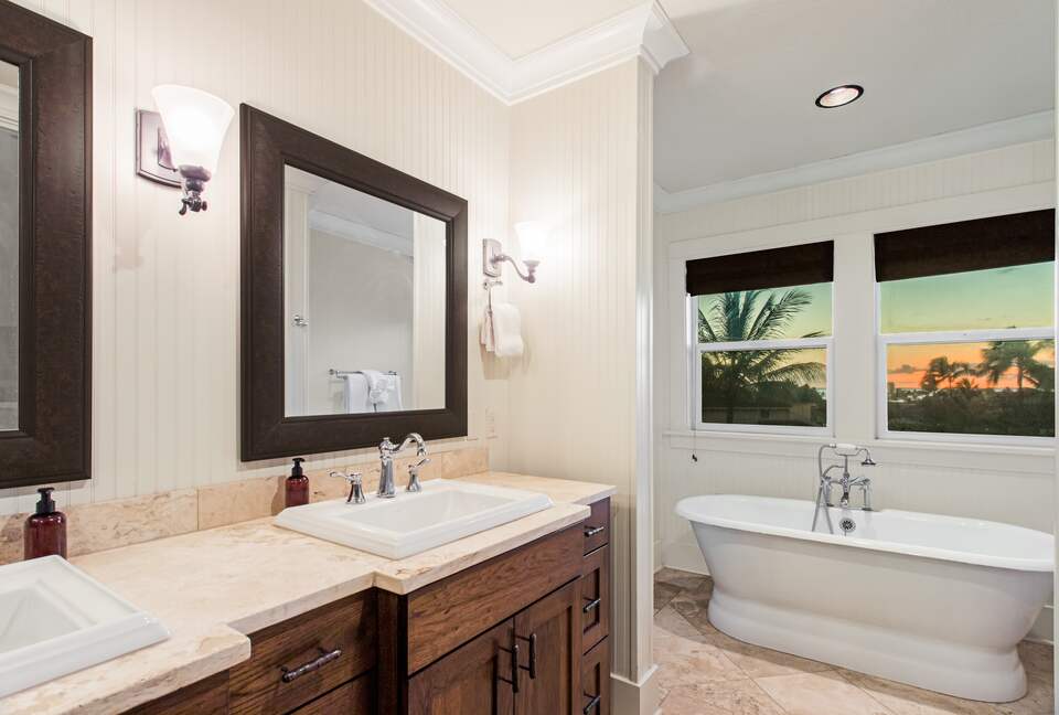 Hawaiian Modern Luxury - Koloa, Hawaii