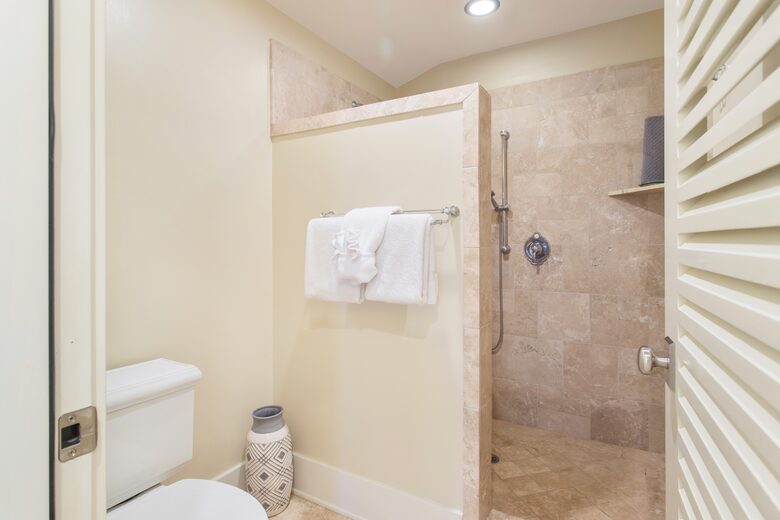 Hawaiian Modern Luxury - Koloa, Hawaii